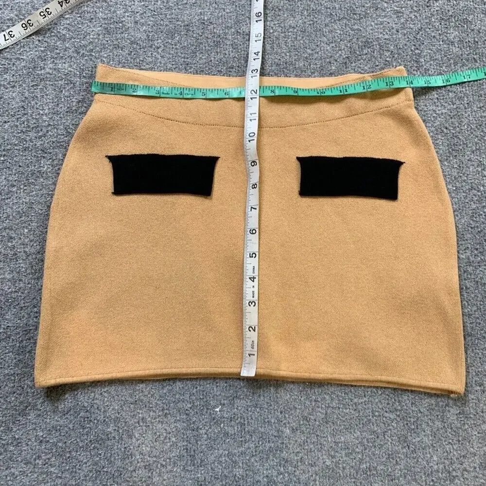 Urban Outfitters Sweater‎ Skirt Womens S Small Wheat Black Contrast Pockets Mini